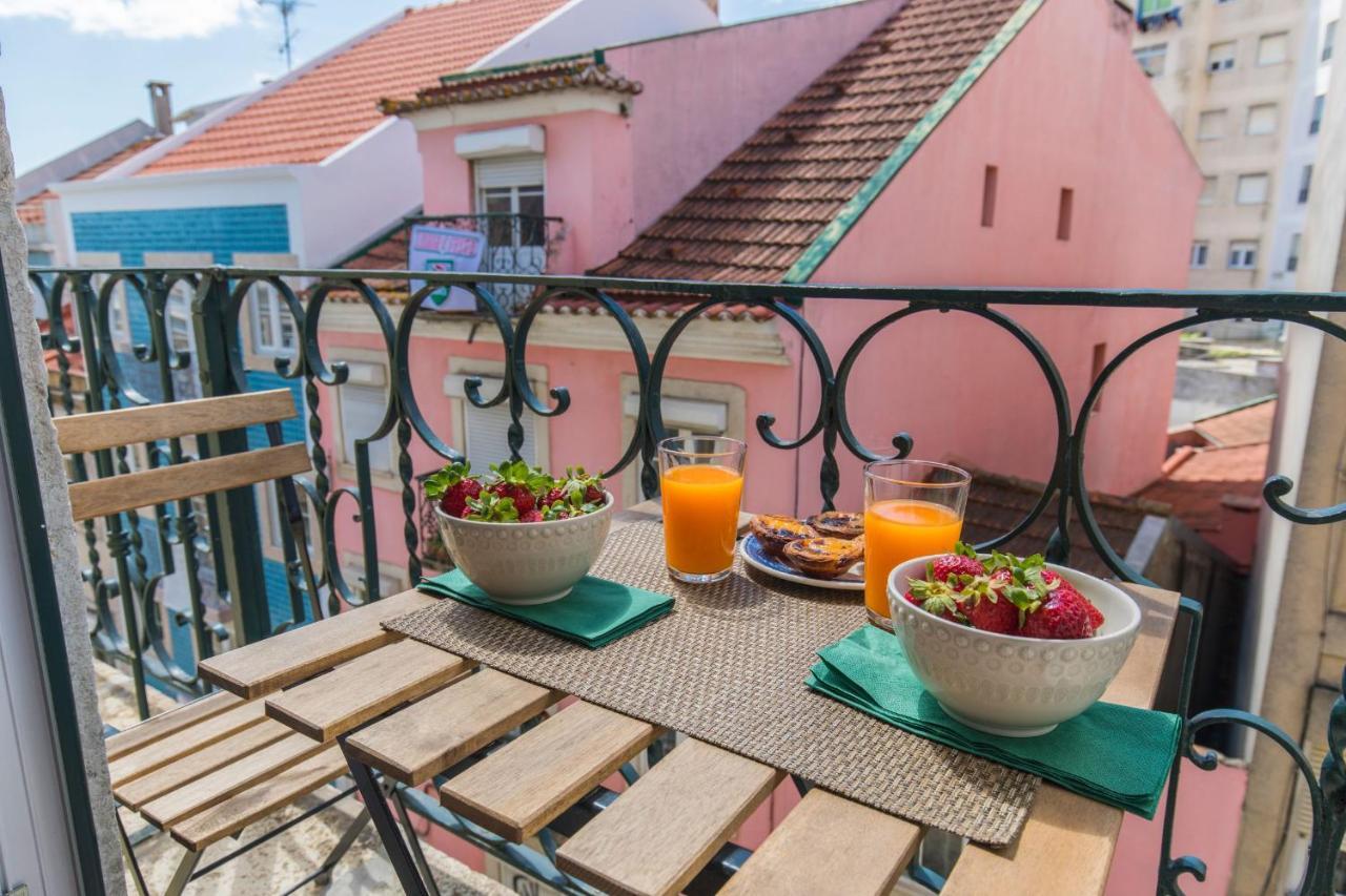 Lejlighed Lovelystay - Sunny Flat W/ Balcony Overseeing Graca And River *