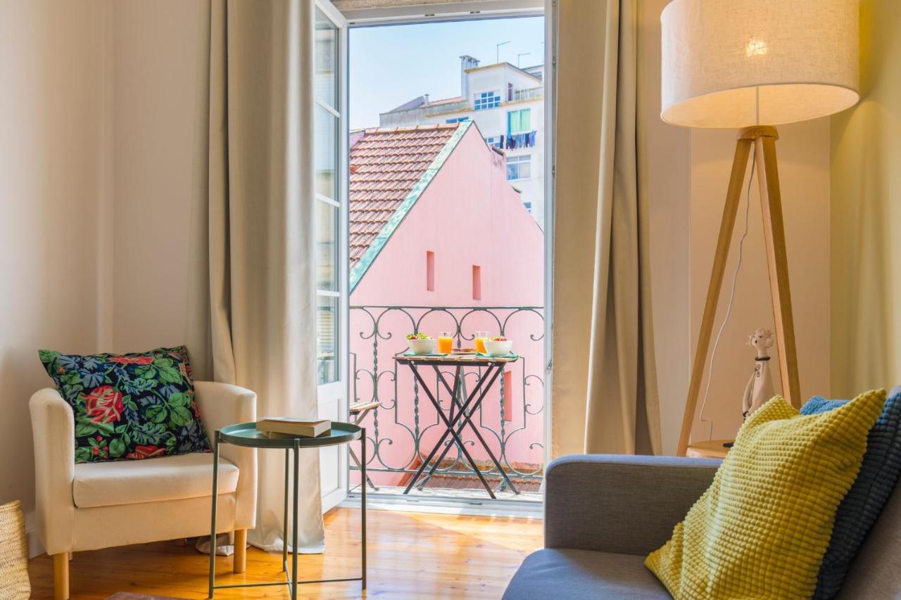 Lejlighed Lovelystay - Sunny Flat W/ Balcony Overseeing Graca And River Lisboa
