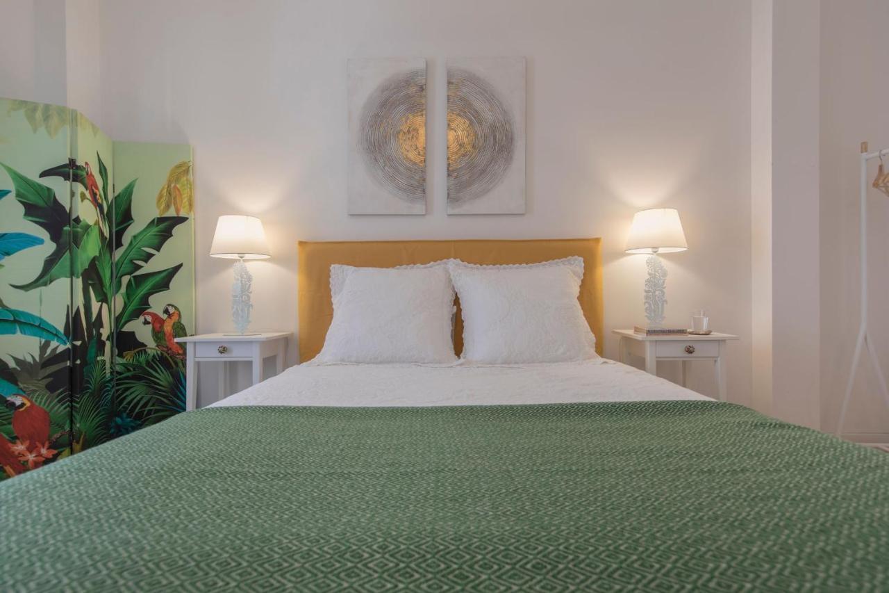 Lovelystay - Sunny Flat W/ Balcony Overseeing Graca And River Lejlighed *
